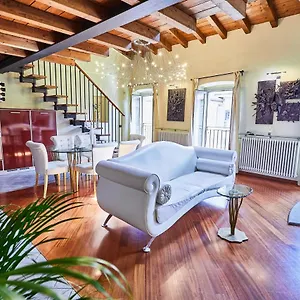 Appartamento Luxury Design Loft - piazza Pontida, Bergamo